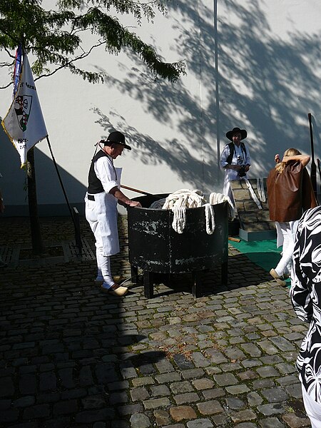 File:Wuppertaler Geschichtsfest 2012 93.JPG