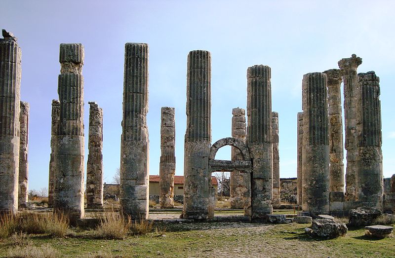 File:ZEUS TEMPLE-UZUNCA BURÇ - panoramio.jpg