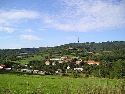 How to get to Zubrnice with public transit - About the place