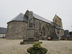 Église Notre-Dame du Lorreur (2).JPG