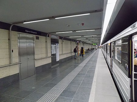 Újpest központ metróállomás