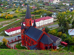 Bashni polskogo kostela v Tobolske.jpg