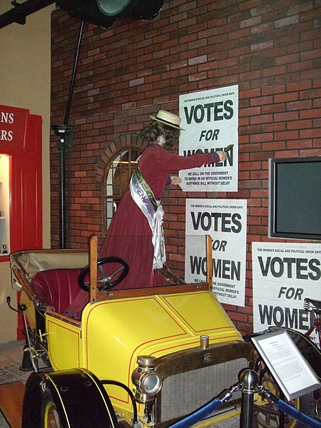 File:1912 Crouch Carette - Coventry Transport Museum.jpg