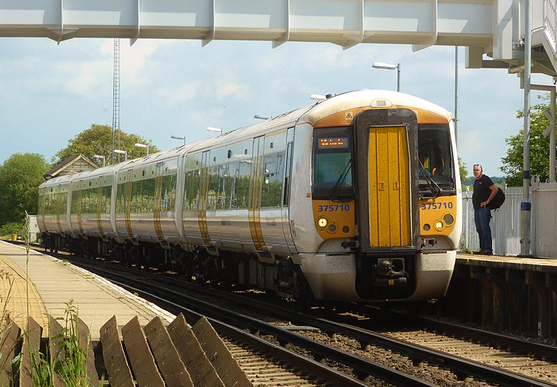 File:375710 at Wye Railway Station (27287447811).jpg