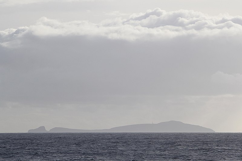 File:9 Shetland Islands 240918.jpg