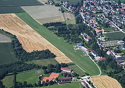 Aerial image of the Kirchdorf-Inn airfield.jpg