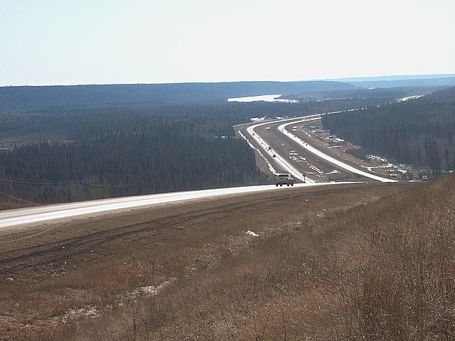 North of Fort McMurray, Highway 63 is a divided highway until it reaches the Athabasca River crossing south of Fort McKay