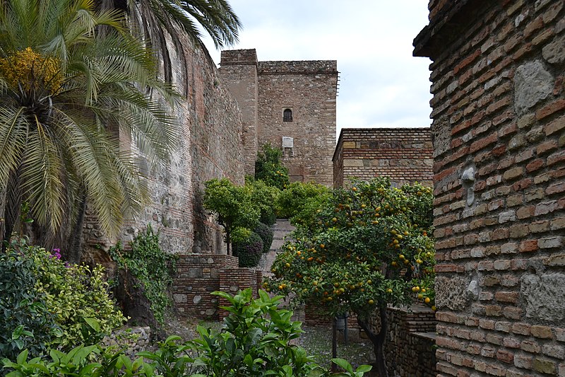 File:Alcazaba de Málaga (9031225439).jpg