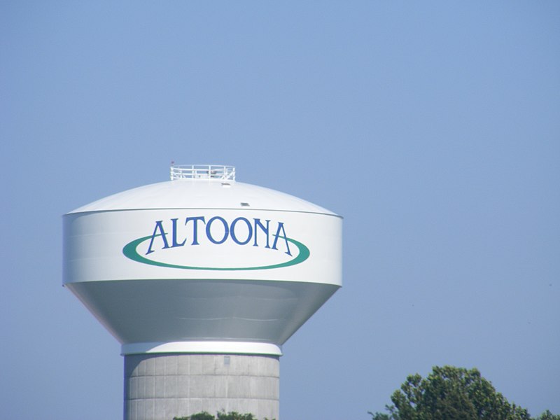 File:Altoona Tower 2 - panoramio.jpg