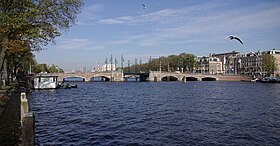 Widok z Nieuwe Amstelbrug '