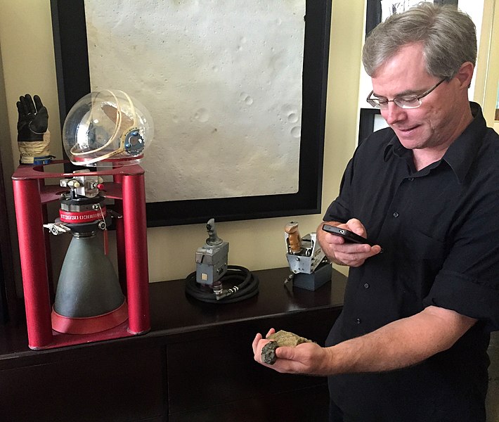 File:Andy Weir, author of The Martian, holds a Mars rock for the first time.jpg