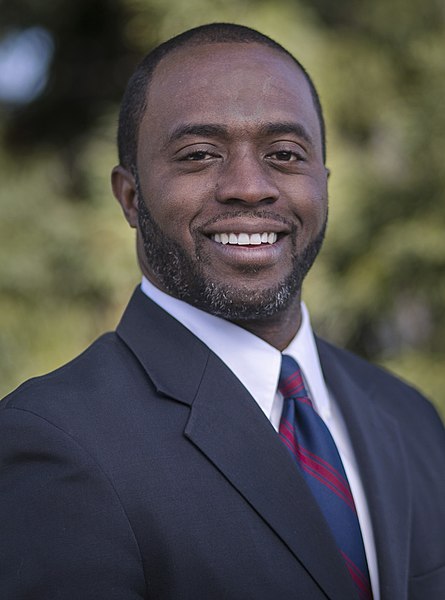 File:Assemblymember Tony Thurmond (cropped).jpg