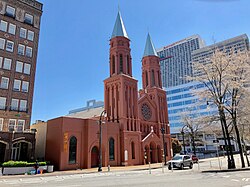Basilica of the Sacred Heart of Jesus, Atlanta, GA (46750901204).jpg