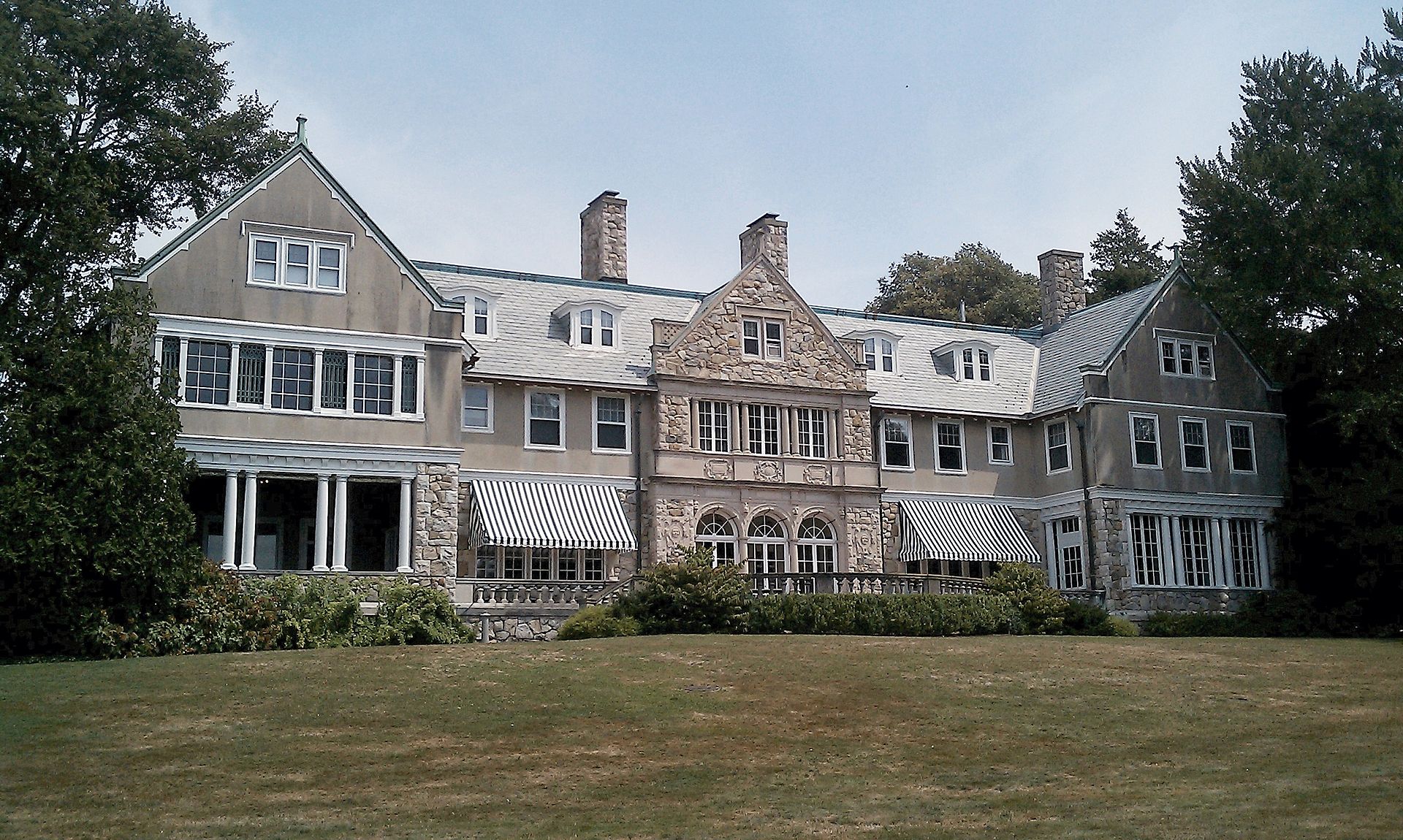 Blithewold Mansion.jpg