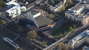 Theater Bonn: Teilbereiche, Geschichte, Literatur