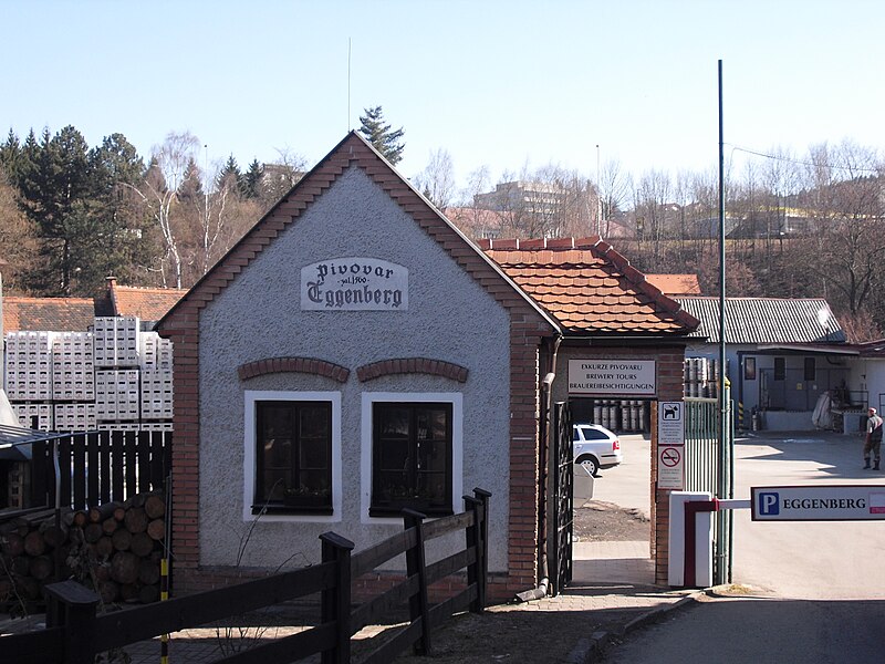 File:Brauerei Eggenberg (Tschechien).JPG