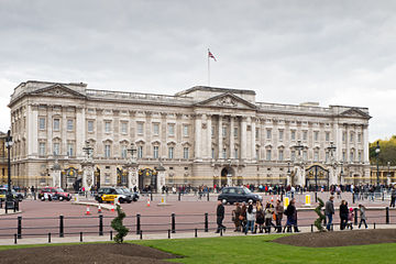 Buckingham Palace - 01.jpg