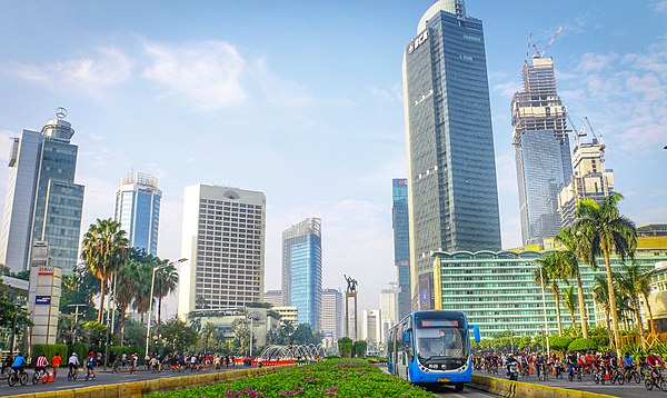 Image: Busway in Bundaran HI