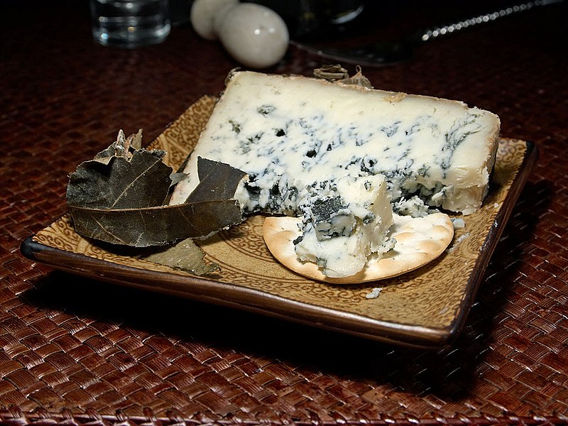 File:Cabrales blue Cheese.jpg