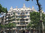 Casa Milà - Wikipedia