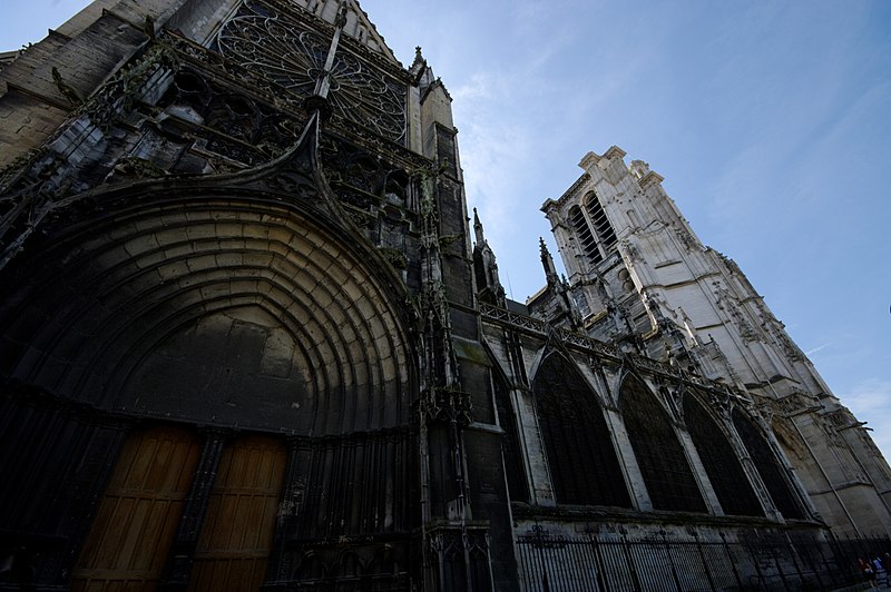 File:Cathedral - Troyes, France (6215054009).jpg