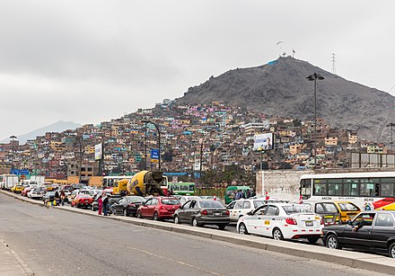 Pueblos jóvenes on the outskirts of Lima in 2015. Today, many of them are consolidated.