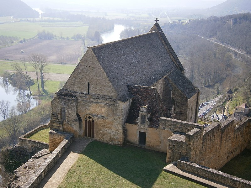 File:Chapelle château beynac.JPG