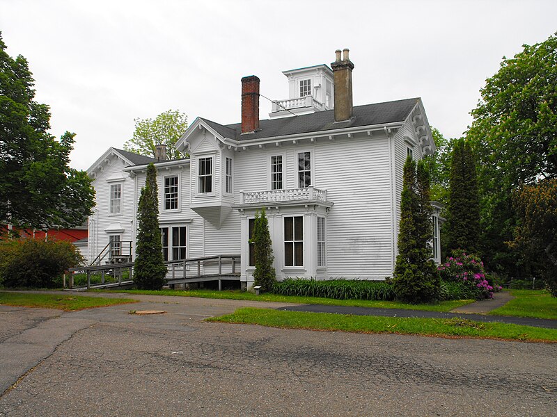 File:ChurchillHouse Rear.jpg