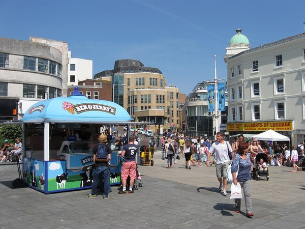 Image: Churchill Square   geograph.org.uk   2537600