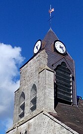 Le clocher de l'église Saint-Quentin après réfection.
