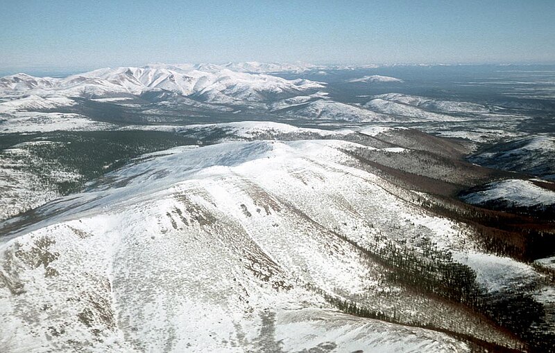 File:Cloudy Mountains Innoko NWR.jpg