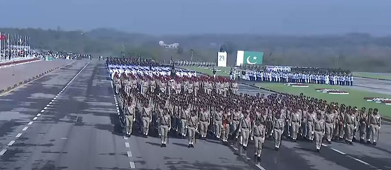 File:Défilé de l'armée pakistanaise, 23 mars 2018.jpg