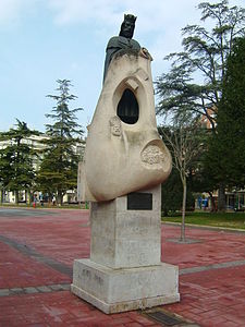 Monumento al IX Centenario del Fuero de Miranda, Parque Antonio Machado