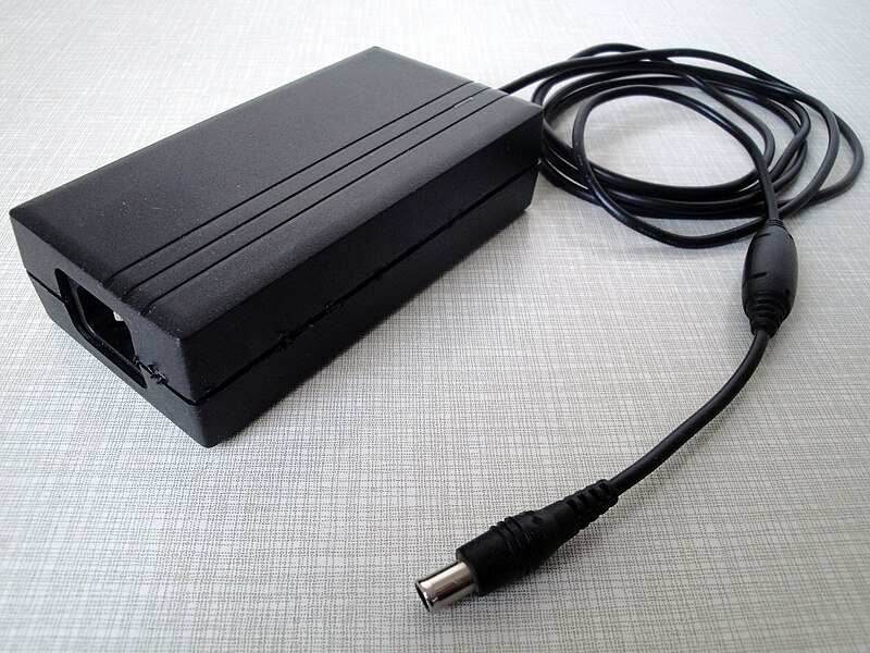 File:Dell AC Adapter AD-4214N.jpg