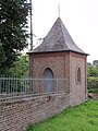 Dimechaux (Nord, Fr) chapelle au croisement, centre-bourg.jpg