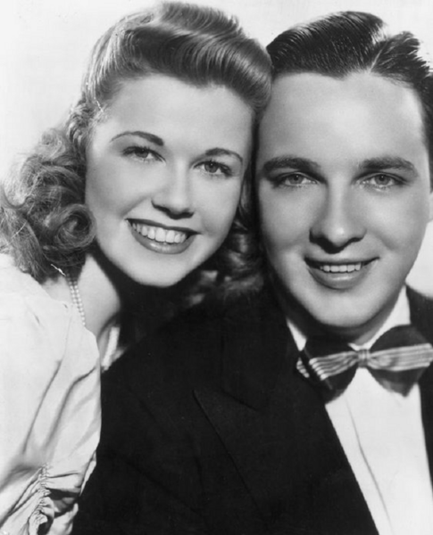 File:Doris Day and Bob Crosby (1940).png