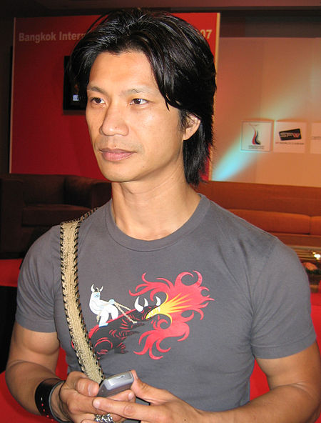 Dustin Nguyễn