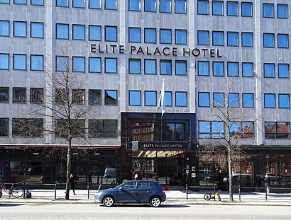 Vägbeskrivningar till Elite Palace Hotel med kollektivtrafik