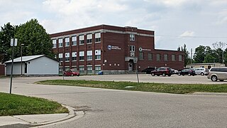 <span class="mw-page-title-main">Elmira District Secondary School</span> High school in Elmira, Ontario, Canada