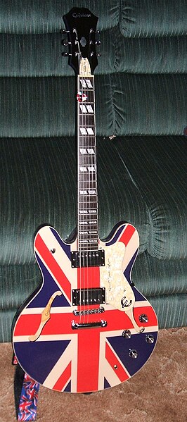 Noel Gallagher played an Epiphone Sheraton guitar with Union Jack paintwork during the tour promoting (What's the Story) Morning Glory?.