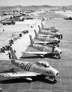 North American F-86: Geschichte, Varianten, USAF-Produktion