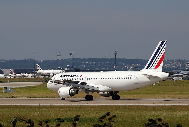 File:F-HBNI (aircraft) at Orly Airport, Paris, August 27th, 2016 (02).jpg