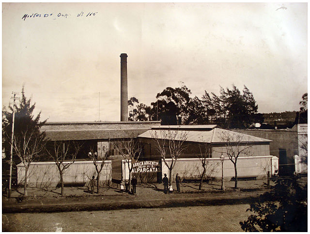 The Alpargatas factory in Barracas, Buenos Aires, 1920