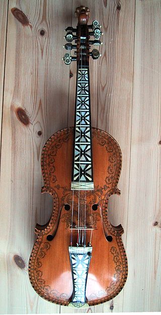 <span class="mw-page-title-main">Hardanger fiddle</span> Traditional Norwegian stringed instrument