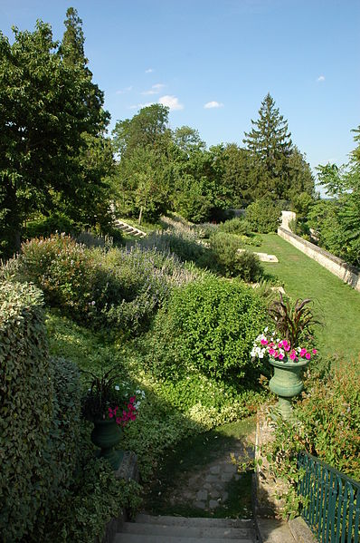 File:France Loir-et-Cher Blois Jardin Eveche 02.JPG