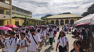 <span class="mw-page-title-main">Cavite National High School</span> Public high school in Cavite, Philippines