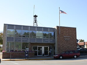 GalesvilleWisconsinPostOfficePoliceCityHall.jpg