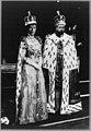 George V and Queen Mary in coronation robes LCCN2002717657.jpg