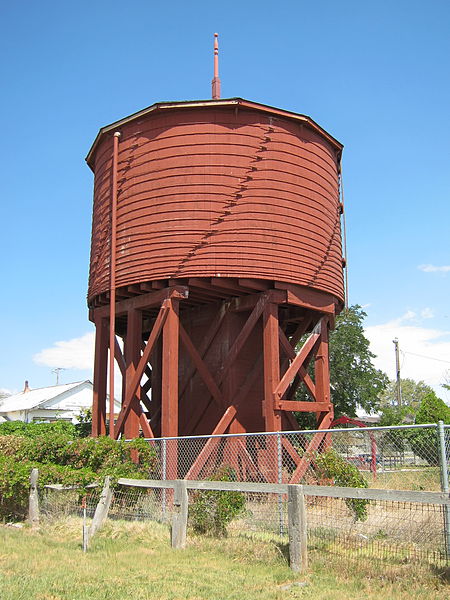 File:Gerlach Water Tower-6.JPG