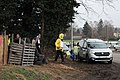 Manifestants costumés en Titi et Grosminet. Sur leurs pancartes il est écit : "Retour de l'ISF. Moins de SDF. Baisse de la TVA. Soutien de Tit et Gros minet (sic). Vive les Gilets jaune (sic). On lâche rien."